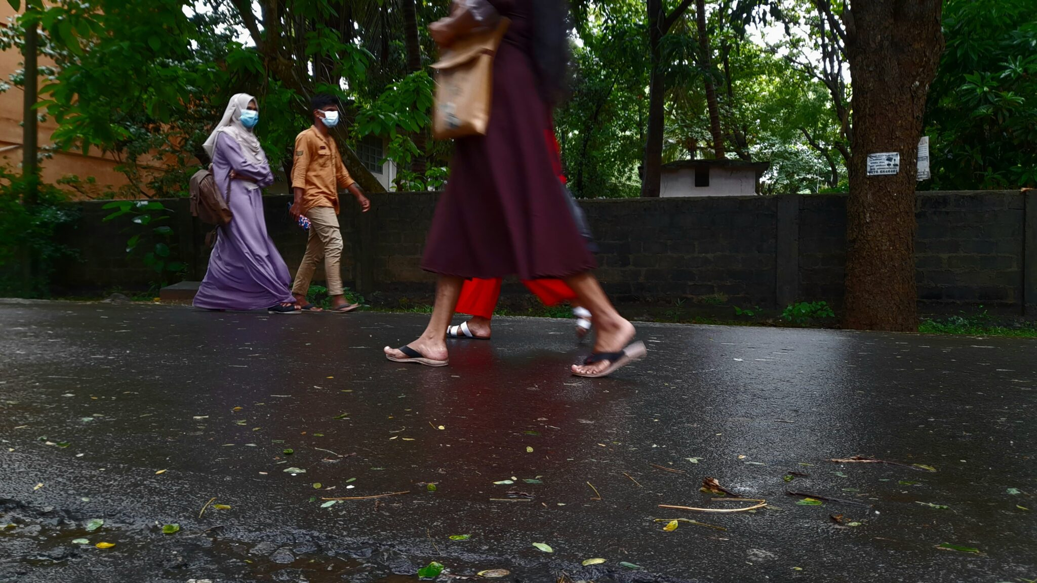 Urban Stroll Commotion